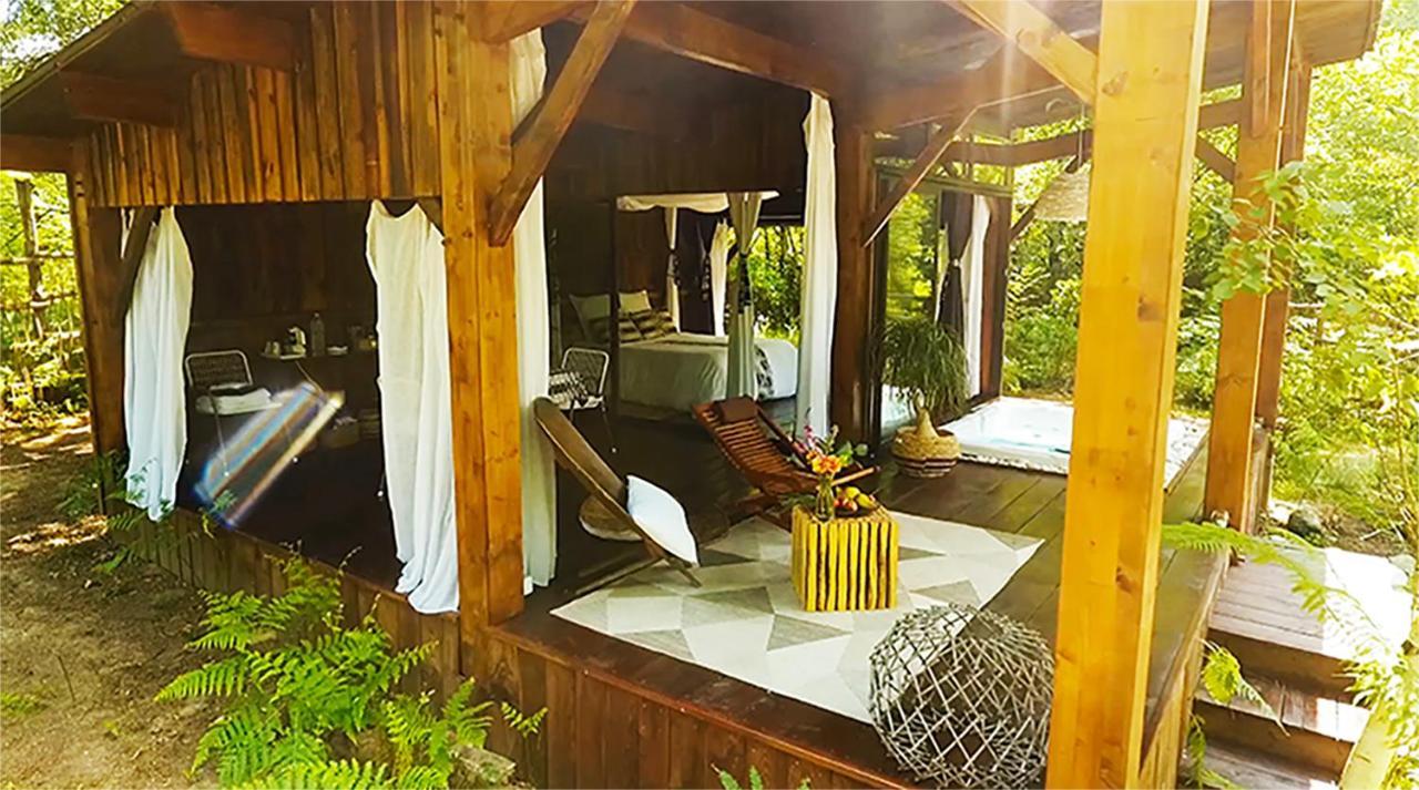 Bed and Breakfast Les Landines Origne  Exterior foto